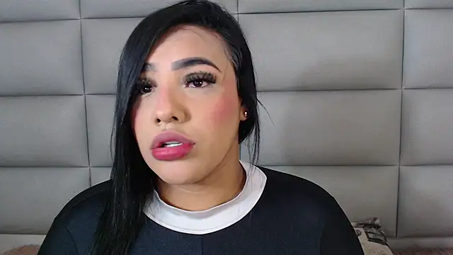 emily brontee  online show from 03/06/25, 01:35