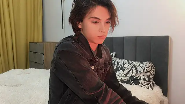 Snapshot of k0sta_ chatting on 01/24/25, 06:04 k0sta  online show from 01/24/25, 06:04