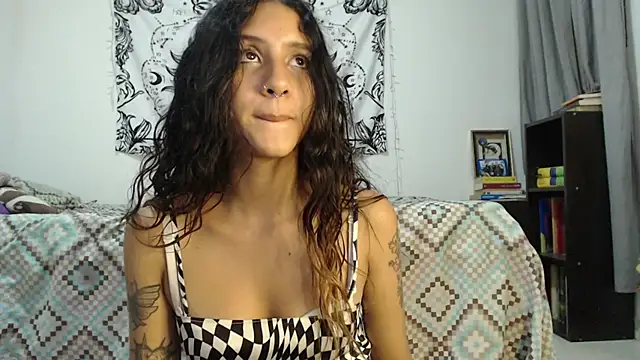 AlinaWoolf  online show from 12/11/24, 02:52