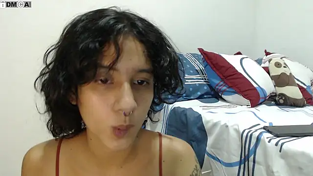 AlinaWoolf  online show from 10/03/25, 02:52