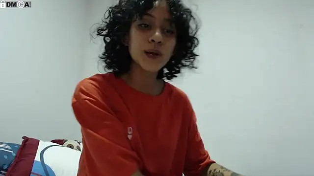 AlinaWoolf  online show from 10/03/25, 09:34