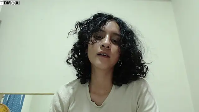 Snapshot of AlinaWoolf_ chatting on 03/26/26, 06:08 AlinaWoolf online show from 03/26/26, 06:08