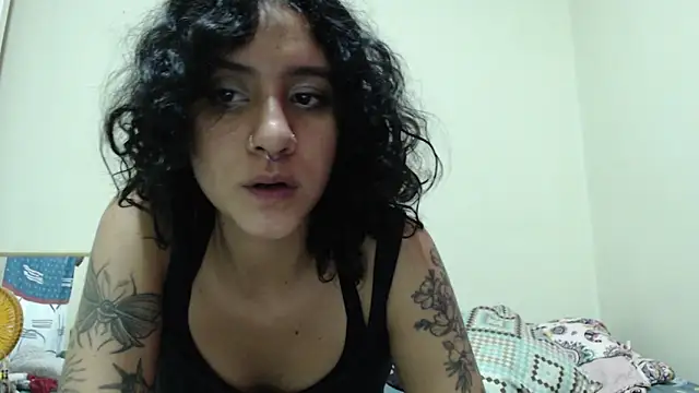 AlinaWoolf  online show from 05/19/26, 03:35
