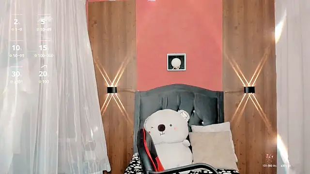 Snapshot of Sarah_angell chatting on 12/19/24, 01:51 Sarah angell online show from 12/19/24, 01:51