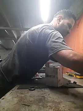 hecwil8 online show from 11/07/25, 12:49