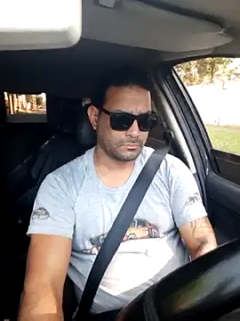 hecwil8 online show from 12/02/25, 11:37