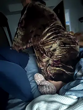 Snapshot of CeceilaMoon chatting on 02/07/26, 02:43 CeceilaMoon online show from 02/07/26, 02:43