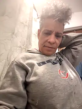 Snapshot of CeceilaMoon chatting on 02/20/26, 09:26 CeceilaMoon online show from 02/20/26, 09:26