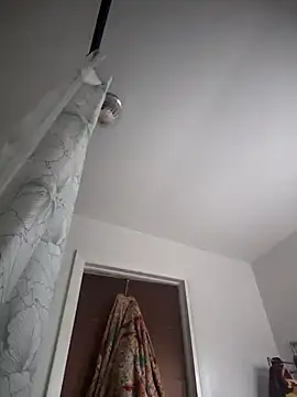 Snapshot of CeceilaMoon chatting on 03/12/26, 03:51 CeceilaMoon online show from 03/12/26, 03:51