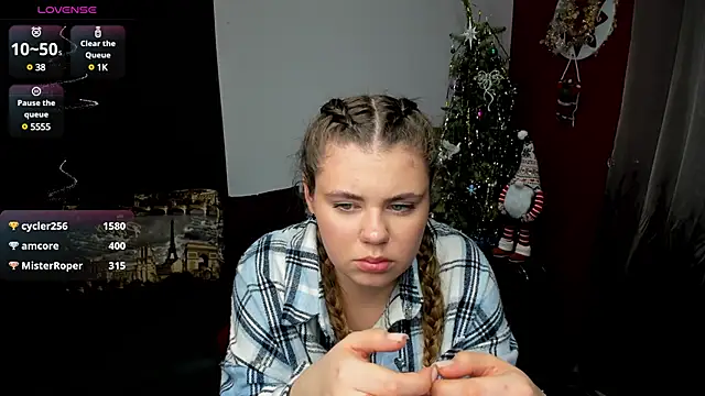 Snapshot of IsabellaBler chatting on 12/23/24, 04:39 IsabellaBler online show from 12/23/24, 04:39