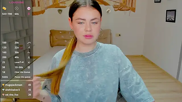 Snapshot of IsabellaBler chatting on 03/10/25, 10:26 IsabellaBler online show from 03/10/25, 10:26