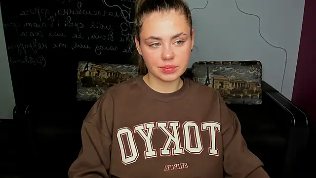 Snapshot of IsabellaBler chatting on 11/27/25, 06:37 IsabellaBler online show from 11/27/25, 06:37