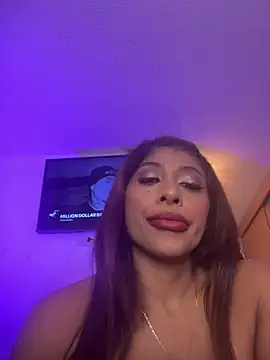 Snapshot of canela_10 chatting on 06/15/26, 12:02 canela 10 online show from 06/15/26, 12:02