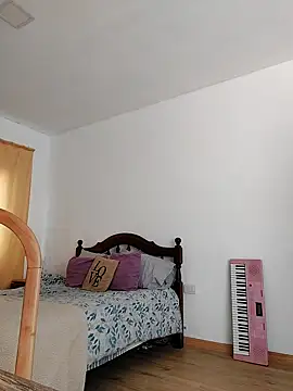 -ShaniArgentina- online show from 10/11/25, 08:51