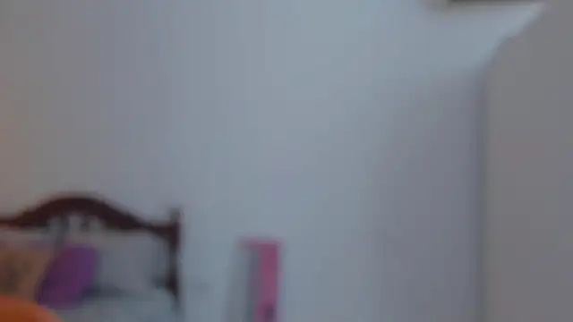 -ShaniArgentina- online show from 10/22/25, 08:19