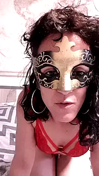 Snapshot of Masquegirlmysterious chatting on 02/07/26, 04:11 Masquegirlmysterious online show from 02/07/26, 04:11