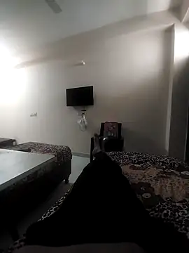 amitdeb143 online show from 10/22/25, 07:19