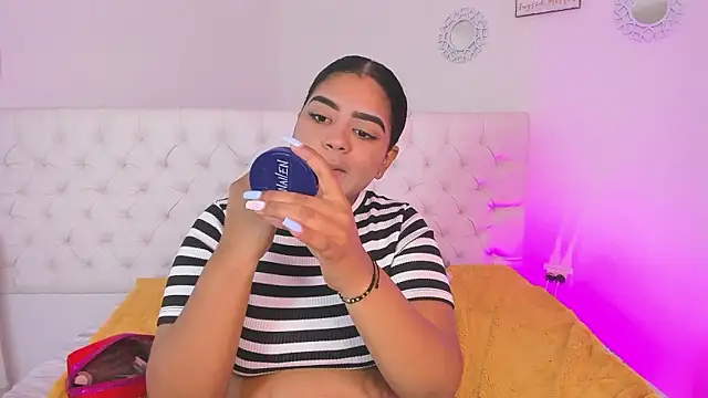 sharlot evans  online show from 01/13/26, 12:32