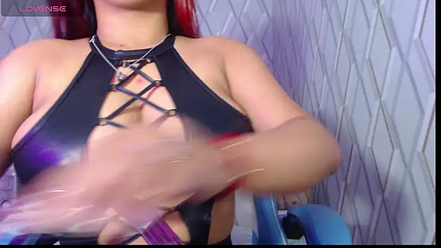 NicolleTaylor online show from 02/01/25, 12:18