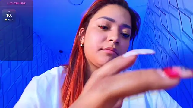 NicolleTaylor online show from 11/11/25, 02:00