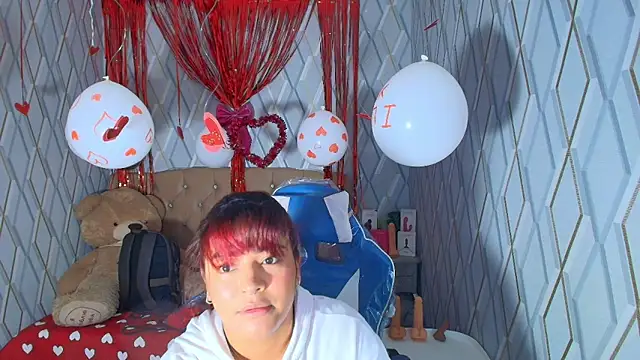 NicolleTaylor online show from 02/12/26, 04:07