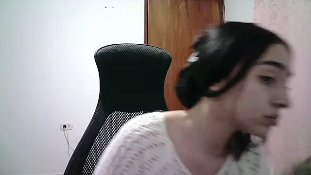 aineangeel online show from 09/27/25, 11:32