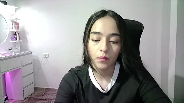 Snapshot of aineangeel chatting on 11/29/25, 01:08 aineangeel online show from 11/29/25, 01:08