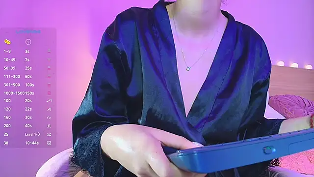 Snapshot of Keidancee chatting on 11/21/25, 03:22 Keidancee online show from 11/21/25, 03:22