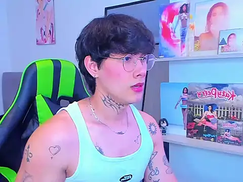 Snapshot of JayHotxxx chatting on 03/13/26, 09:54 JayHotxxx online show from 03/13/26, 09:54