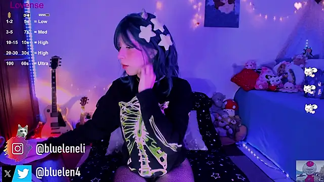 Snapshot of bluelen chatting on 02/07/25, 08:01 bluelen online show from 02/07/25, 08:01