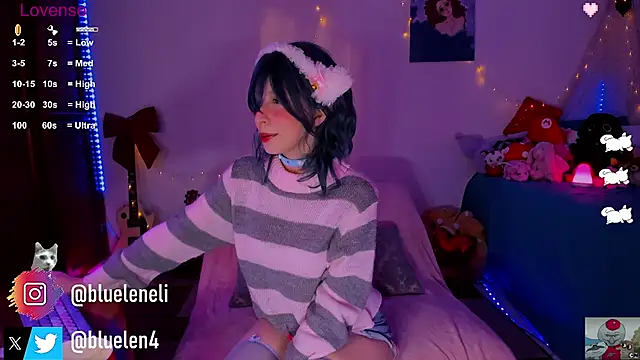 Snapshot of bluelen chatting on 02/21/25, 12:06 bluelen online show from 02/21/25, 12:06