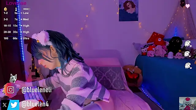 Snapshot of bluelen chatting on 02/21/25, 03:10 bluelen online show from 02/21/25, 03:10