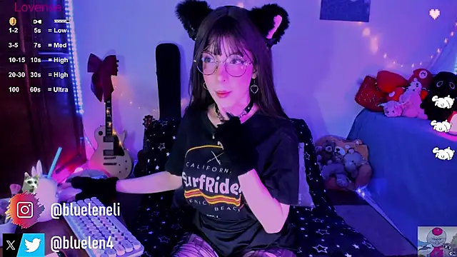 Snapshot of bluelen chatting on 03/01/25, 08:34 bluelen online show from 03/01/25, 08:34