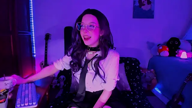 Snapshot of bluelen chatting on 03/07/25, 08:34 bluelen online show from 03/07/25, 08:34