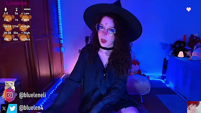 Snapshot of bluelen chatting on 10/02/25, 08:54 bluelen online show from 10/02/25, 08:54