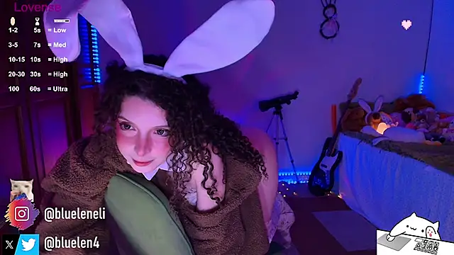 Snapshot of bluelen chatting on 04/16/26, 10:05 bluelen online show from 04/16/26, 10:05