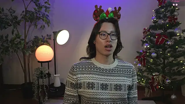 Snapshot of SrLuis18 chatting on 12/25/24, 07:46 SrLuis18 online show from 12/25/24, 07:46