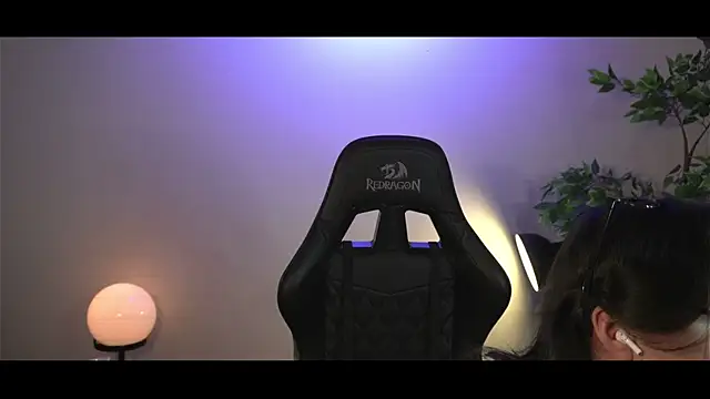 Snapshot of SrLuis18 chatting on 01/22/25, 08:28 SrLuis18 online show from 01/22/25, 08:28