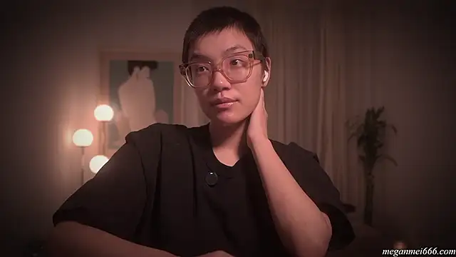 Snapshot of meganmei666 chatting on 02/10/26, 03:10 meganmei666 online show from 02/10/26, 03:10