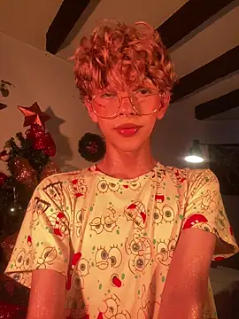 lyamthommpson online show from 12/15/25, 07:40