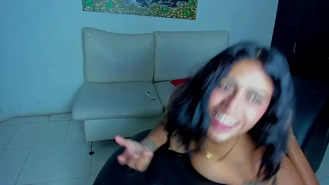 Snapshot of sweethot___ chatting on 01/30/25, 02:06 sweethot online show from 01/30/25, 02:06