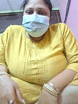 kunjan789 online show from 02/18/25, 02:49