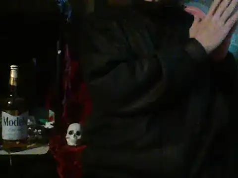 Snapshot of mrdemoncrowly chatting on 12/21/24, 08:28 mrdemoncrowly online show from 12/21/24, 08:28