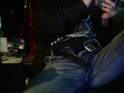 Snapshot of mrdemoncrowly chatting on 12/21/24, 11:33 mrdemoncrowly online show from 12/21/24, 11:33