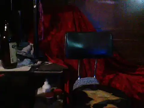Snapshot of mrdemoncrowly chatting on 12/28/24, 11:41 mrdemoncrowly online show from 12/28/24, 11:41