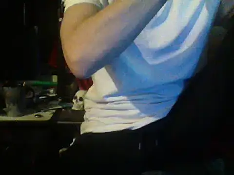 Snapshot of mrdemoncrowly chatting on 01/07/25, 04:39 mrdemoncrowly online show from 01/07/25, 04:39