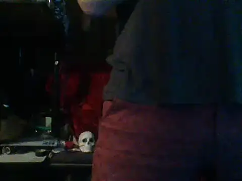 Snapshot of mrdemoncrowly chatting on 01/31/25, 04:14 mrdemoncrowly online show from 01/31/25, 04:14