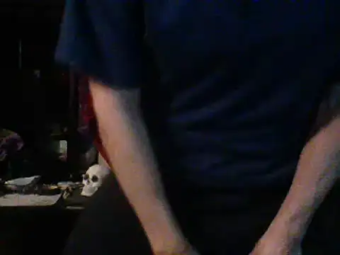 Snapshot of mrdemoncrowly chatting on 02/07/25, 04:06 mrdemoncrowly online show from 02/07/25, 04:06