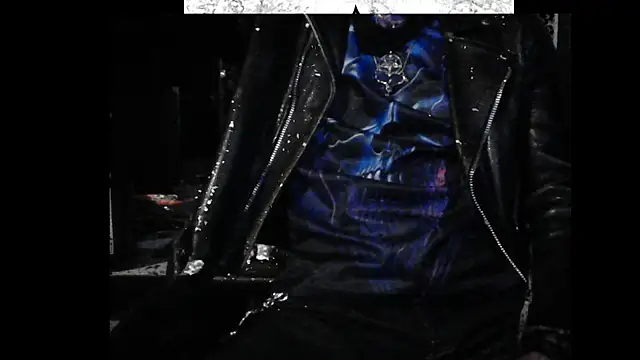 Snapshot of mrdemoncrowly chatting on 02/09/25, 05:19 mrdemoncrowly online show from 02/09/25, 05:19