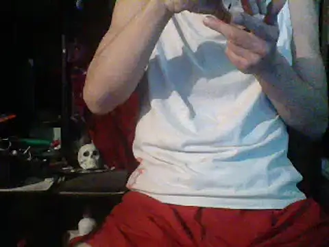 Snapshot of mrdemoncrowly chatting on 02/26/25, 04:36 mrdemoncrowly online show from 02/26/25, 04:36